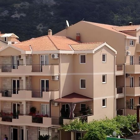 Apartmani Goran I Jelena Zec بودفا المظهر الخارجي الصورة